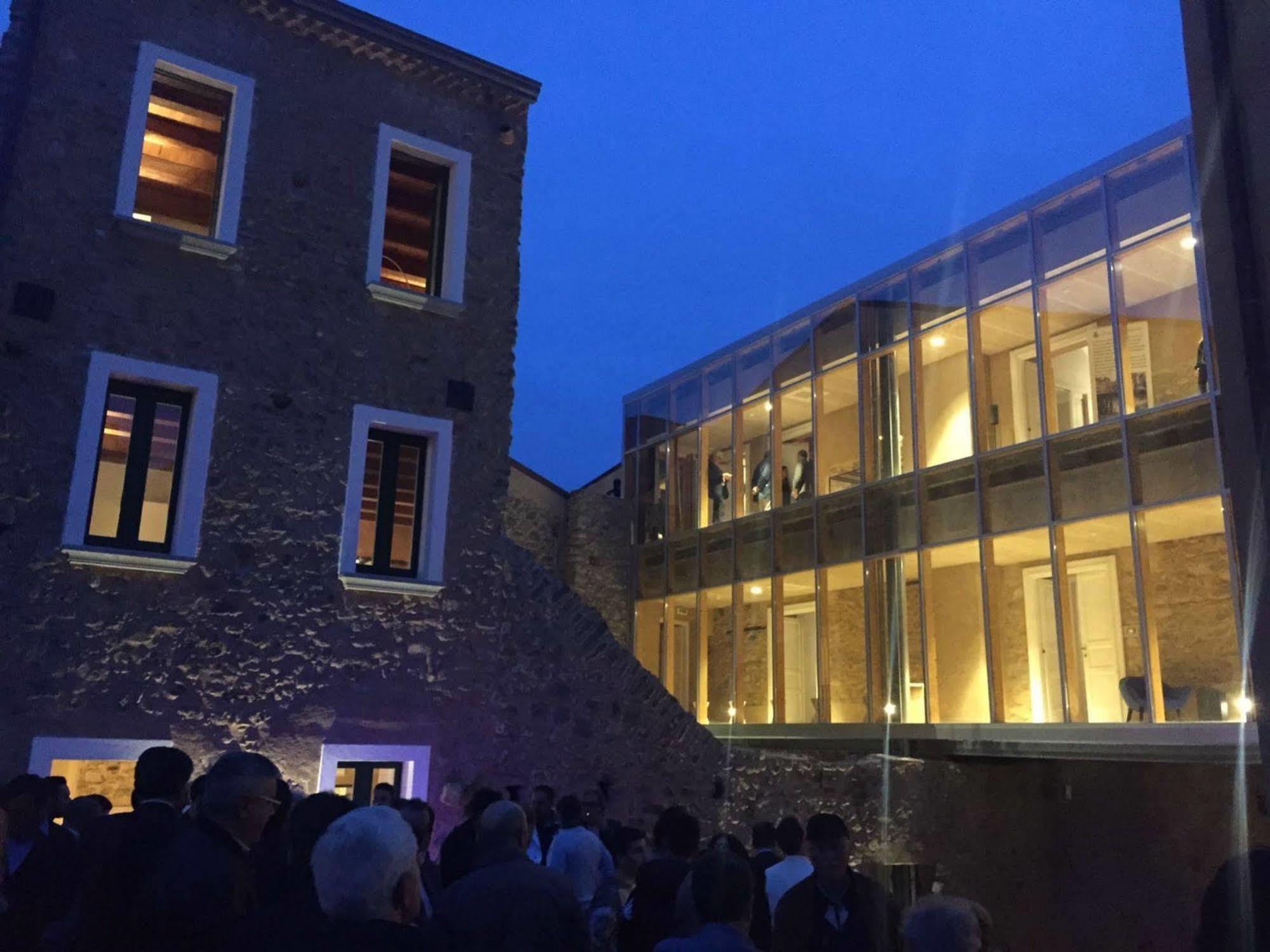 Residenza Palazzo Di Lorenzo Ceraso ภายนอก รูปภาพ